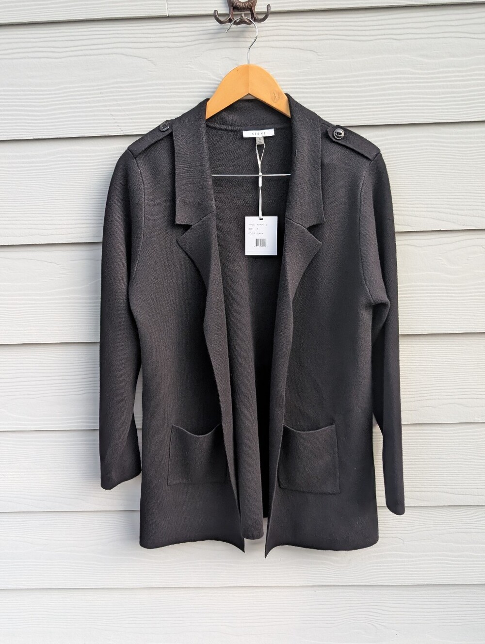 Sioni Cardigan Sweater NWT Size S Black Collar Knit Pockets Shoulder Buttons - Picture 2 of 6